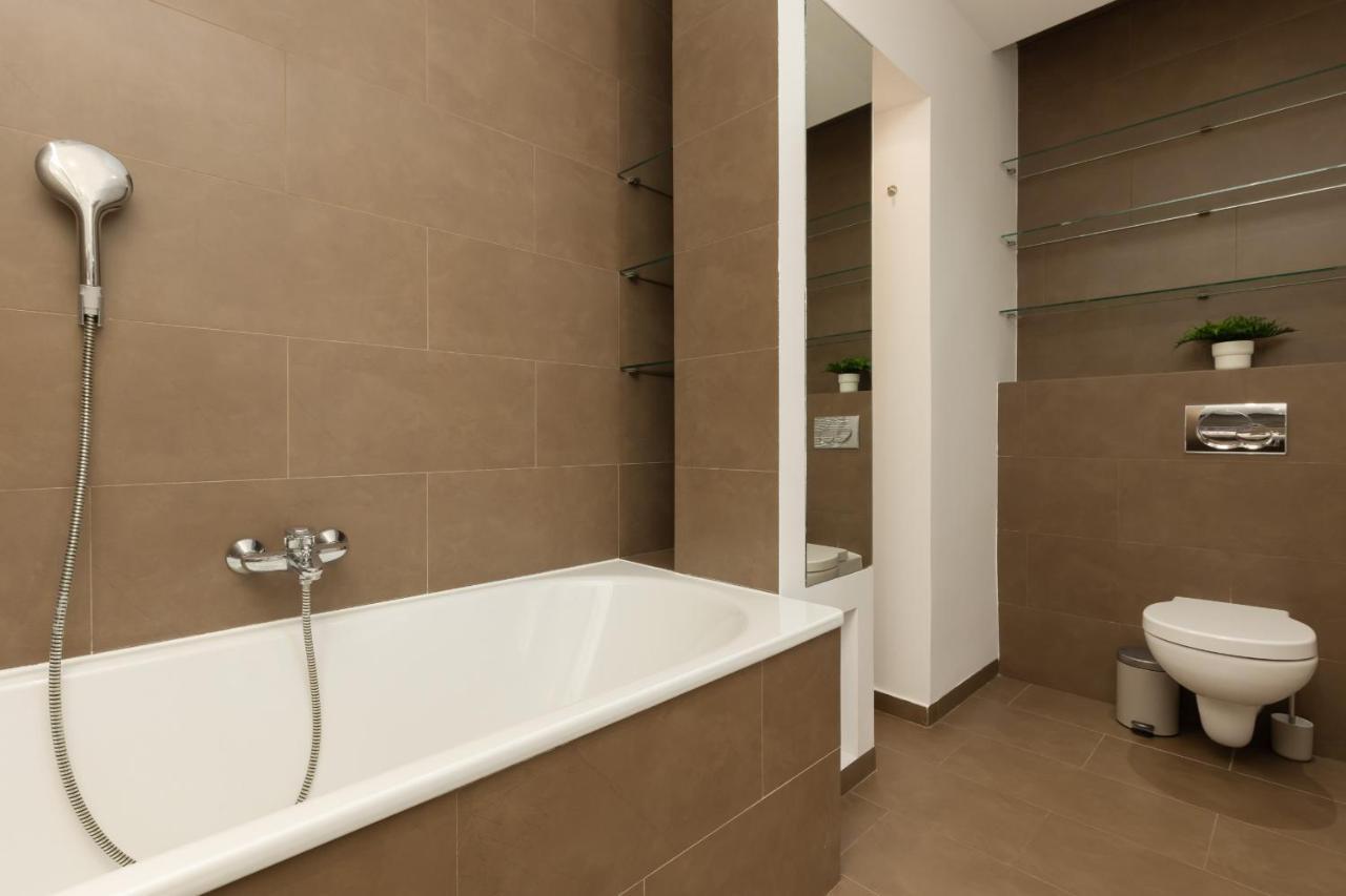 Old Mokotow Spacious Two-Bedroom Apartment By Noclegi Renters Warszawa Eksteriør bilde